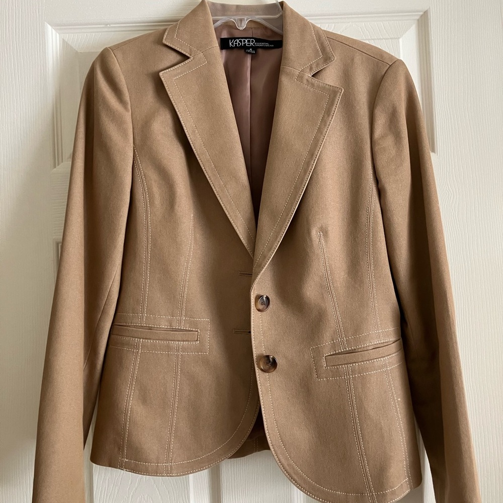 Kasper Classic Camel Blazer